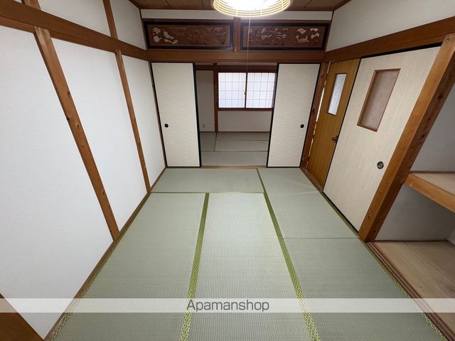 桑才町戸建の内装写真