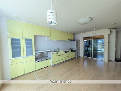 駅東Ａ邸[2LDK/83.21m2]の内装3