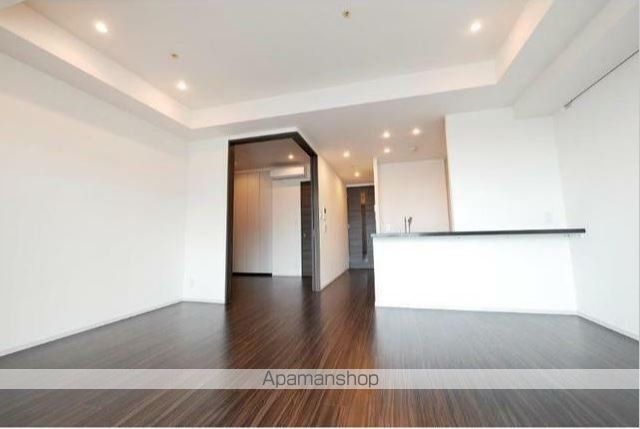 コンフォリア新宿イーストサイドタワー[1LDK/55.47m2]のリビング・居間