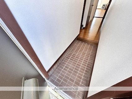 ｓｉｄｅｗａｙｓ美原Ⅱ（旧グランディール美原Ⅱ）[2DK/42.2m2]の玄関