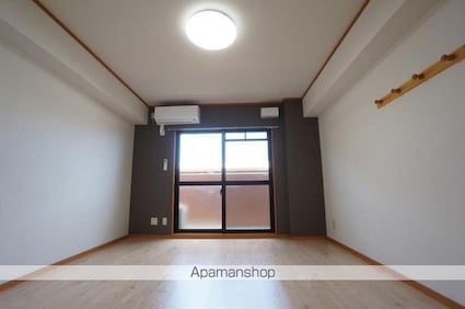 ドルーク南道後[1R/30m2]のリビング・居間