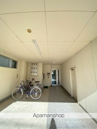 秋桜舎[1R/53.56m2]の共用部1