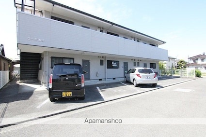 コーポ市坪[2DK/63.17m2]の駐車場