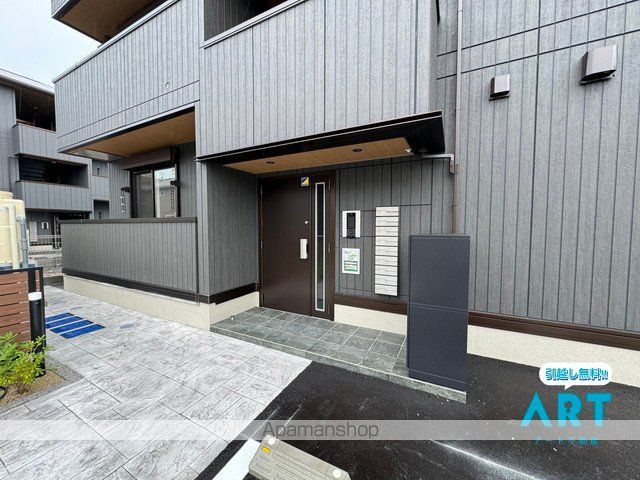ベルナシェンテ南松山の玄関写真