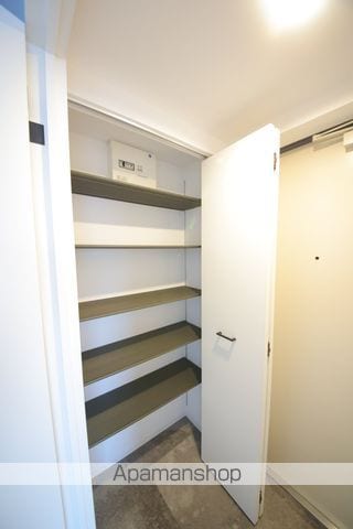 フェーラシュヴァル元町の内装写真