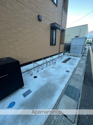 パークサウス栗田[1LDK/40.05m2]の駐車場