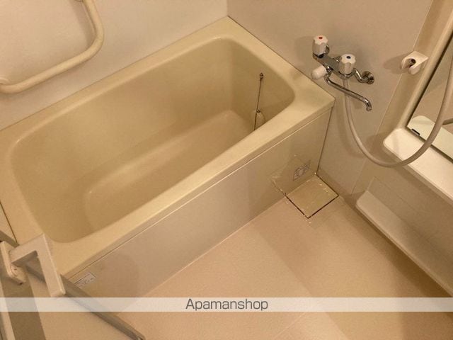 サンライズ鏡の内装写真