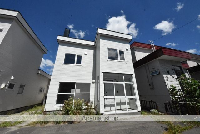 札沼線 太平駅 徒歩16分 2階建 築37年の外観写真
