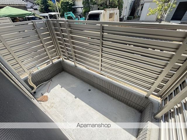 ジェイアイIの内装写真
