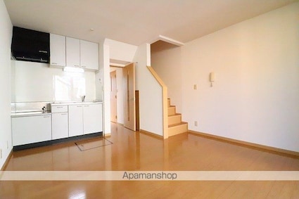 絹の道[2DK/56m2]の内装3