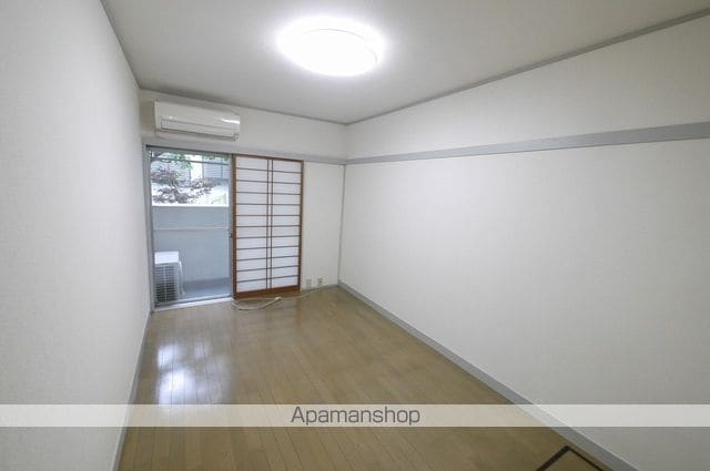 ブリックマンションB棟の内装写真