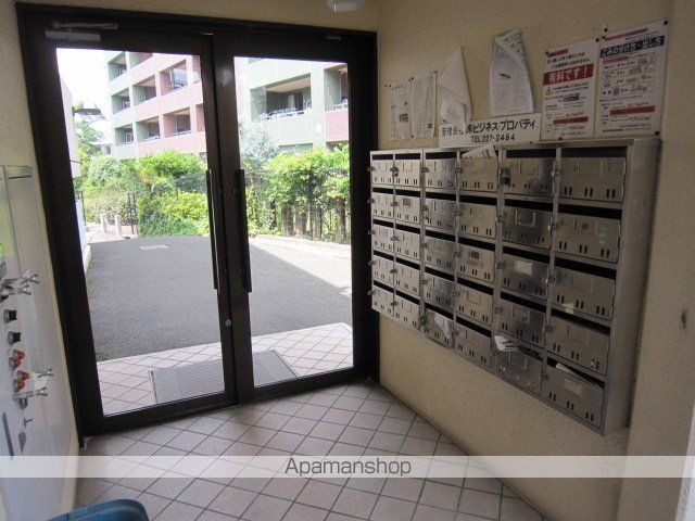 メゾンドール台原の玄関写真