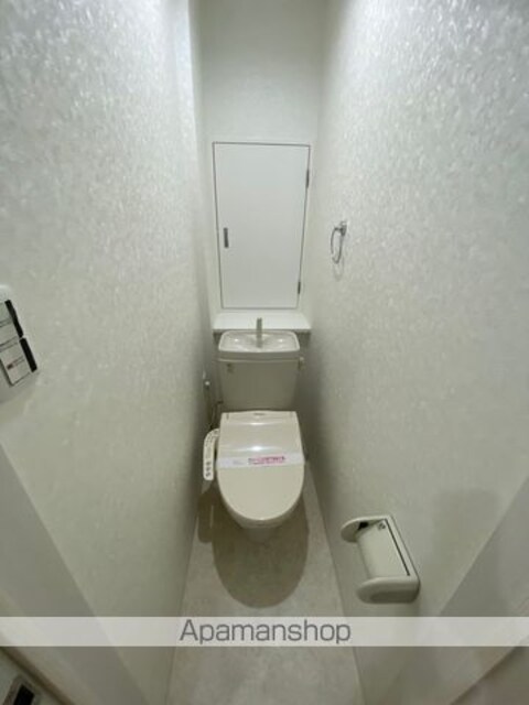 和歌山県和歌山市本町２丁目[2K/54m2]のトイレ