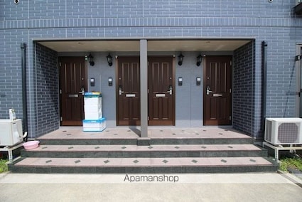 アムール和Ⅱ[2LDK/56.72m2]のエントランス1