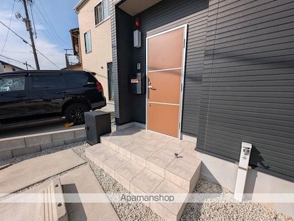 中央五丁目ヴァンベールⅡ[3LDK/78.23m2]のエントランス2