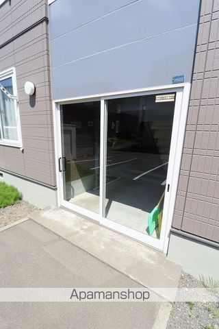 SGハイツ月寒の玄関写真