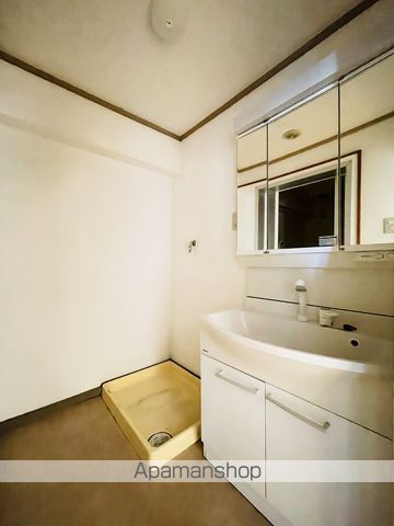 山王住宅の内装写真