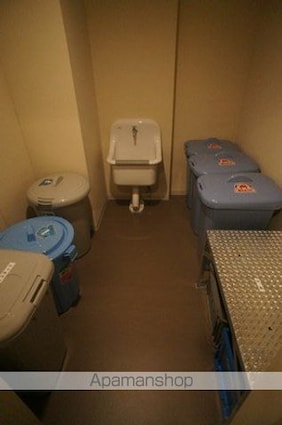 ザ・パークハウス西新宿タワー６０[1LDK/45.09m2]の共用部3