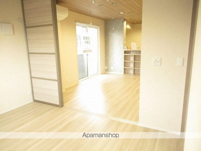 RESUA向中野 C棟の内装写真