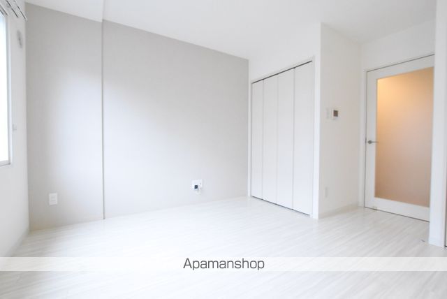 FLOS PROVAの内装写真