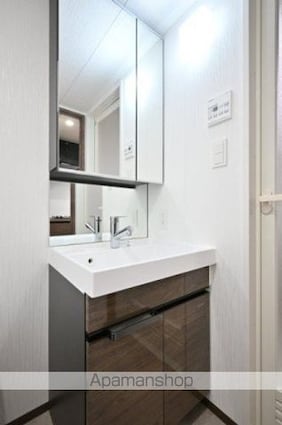 ＧＲＡＮＳＩＴＥ　ＮＡＫＡＭＥＧＵＲＯ[1K/26.27m2]の洗面所