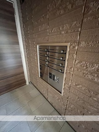 デール[2LDK/63.65m2]の共用部2