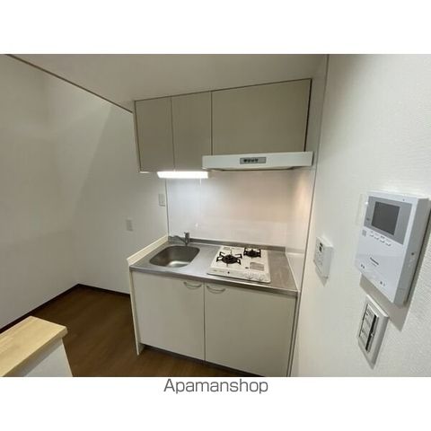 アースクエイク上条A棟の内装写真