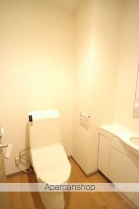 テラス日新[2LDK/75.71m2]のトイレ