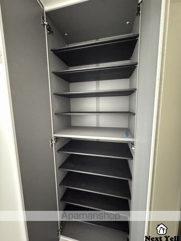 リヴェルテ栄通の内装写真