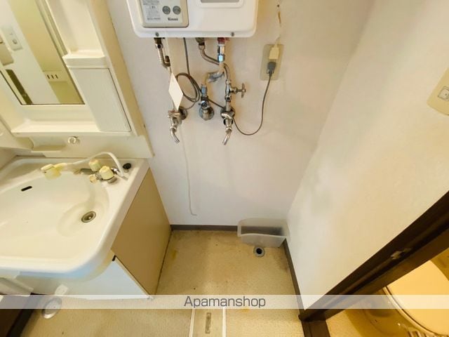 タウンハウス本通の内装写真