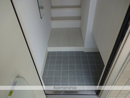 アメージングパル[2LDK/60.78m2]の玄関