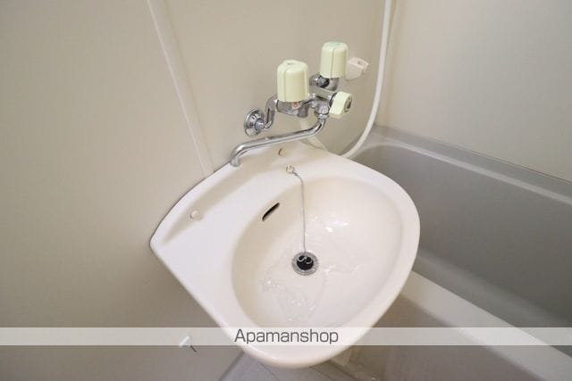 コンフォールTAGAMI A棟の内装写真
