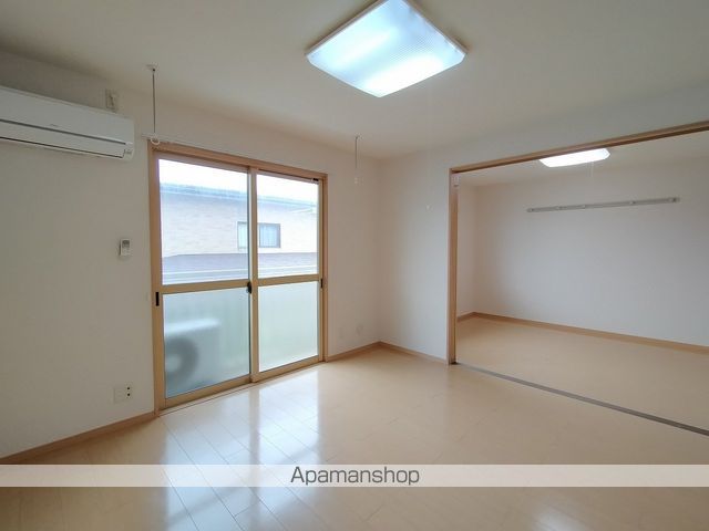 プラティーク新屋大川町の内装写真