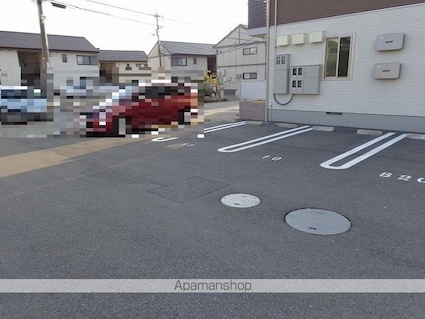 シャーメゾン・アゼリア　Ｂ棟[3LDK/72.72m2]の駐車場