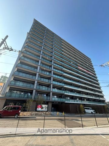 ヴェリテ東岸和田駅前の外観写真