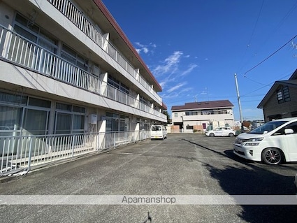 セレナーデハウス[1LDK/41m2]の駐車場