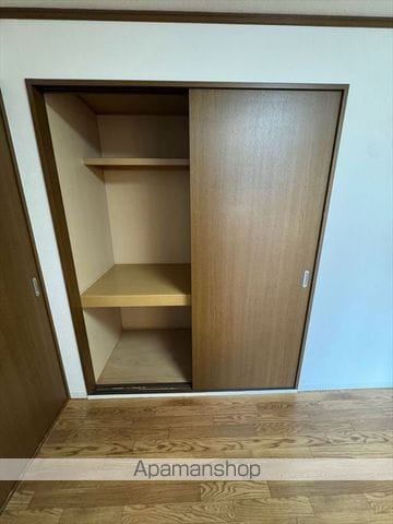 サンタプレイスIIの内装写真