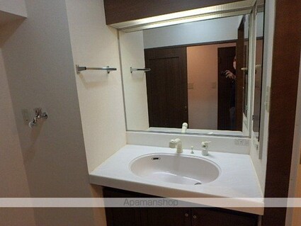 クレッセント中目黒[1DK/32.26m2]の洗面所