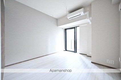 東京都目黒区東山２丁目[1K/25.44m2]のリビング・居間