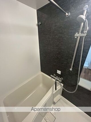 東京都新宿区山吹町[2K/25.85m2]のバス