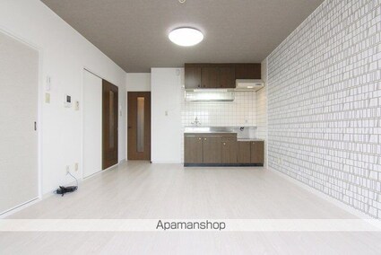 メゾンフォンテーヌ[3LDK/62.37m2]の内装4