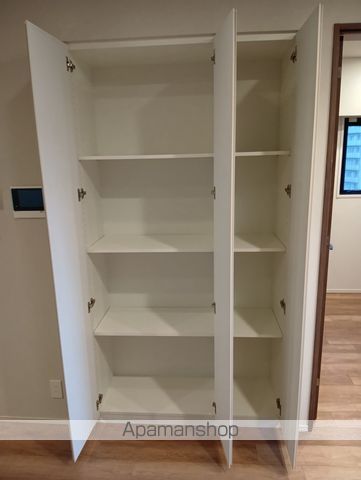 シーズンフラッツ青葉通一番町の内装写真