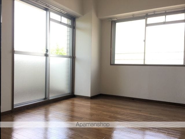 シンフォニィ西新の内装写真