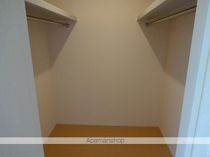 サンハイム青葉　Ｃ棟[1LDK/53.2m2]の収納