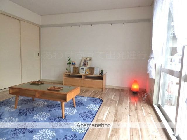 アクセス朝倉の内装写真