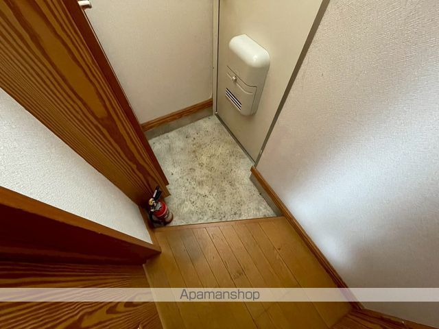 ARMー11の内装写真