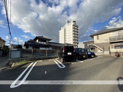 広島県広島市東区牛田南２丁目[1LDK/42.6m2]の駐車場