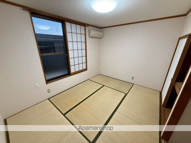 タウンハウスヨコタの内装写真