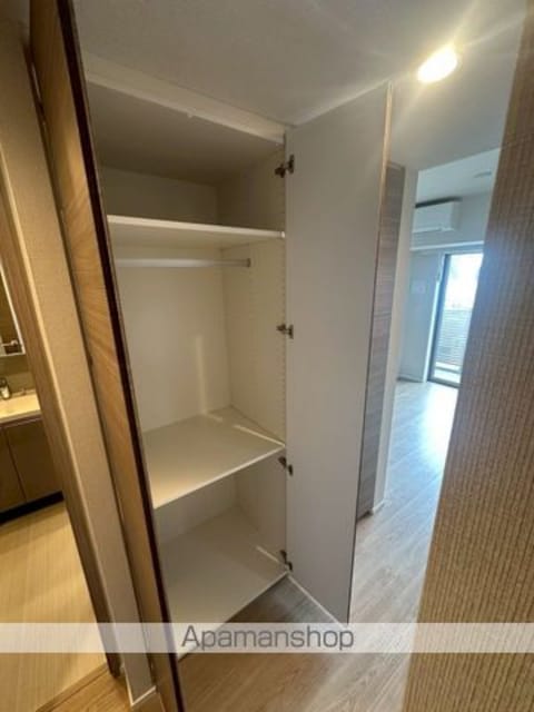東京都中野区中央１丁目[1R/26.14m2]の収納