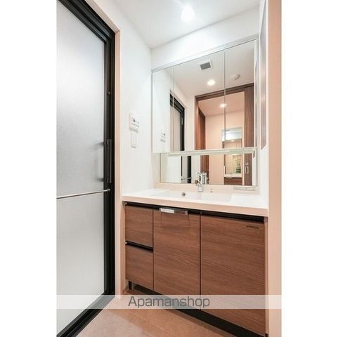 コンフォリア・リヴ永福町の内装写真